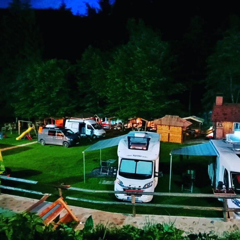 Etno Selo Bistrovo Lägenhet Vitez Exteriör bild